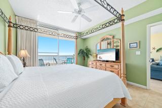 Beach Club Doral 504 - 4