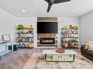 Suburban Bliss Extended Stay - 2