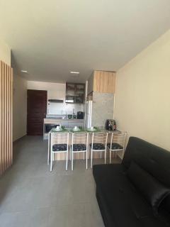 Sol e mar próximo ao Mag - 7