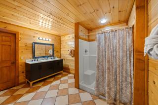 Smoky Mountain Cinema By Colonial Properties - Sevierville - 3