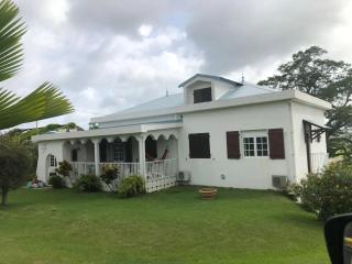 Appartement spacieux à Rivière-Salée de 180 m² - 9