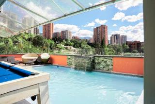 Amazing PH in Poblado 5BD & heated pool! - 2