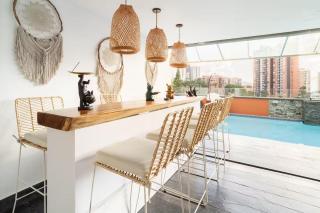 Amazing PH in Poblado 5BD & heated pool! - 3