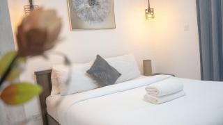 Loxwood Studio by Unique Haven - 0