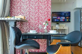 Brcozy near donki mall & BTS thonglor-ekkamai - 8