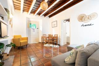 Alohamundi Alcázares - 2