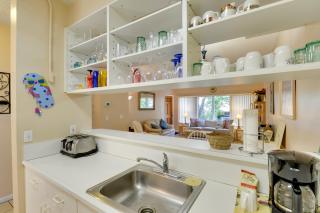 Ft Lauderdale Area Condo - Walk to Beach and Shops! - 3