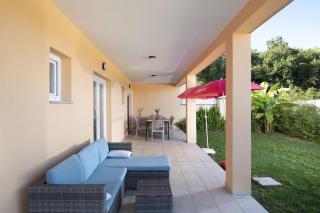 Holiday houses Hana and Lana with shared pool - 4