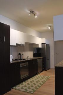 Stylish & Spacious 2BR Apt, Queen Vic Market & CBD - 8