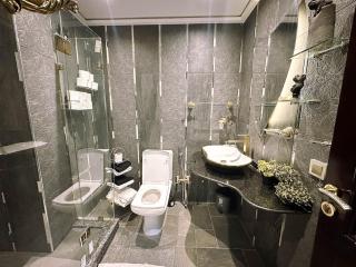 Elegant Hivernage Stay with Pool - 3