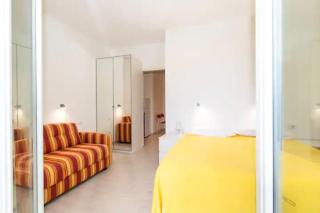 Villa tranquilla immersa nel verde a 2 Km dal mare - 2