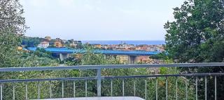 Villa tranquilla immersa nel verde a 2 Km dal mare - 2