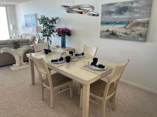 Hamilton House 301 - 3