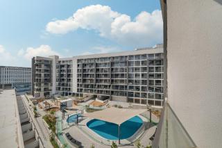 Cozy Studio, 2 Balconies, Airport & Yas F1 Circuit - 8