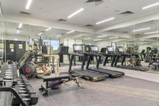 Cozy Studio, 2 Balconies, Airport & Yas F1 Circuit - 7