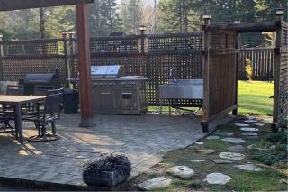 Saratoga beach cabin with hot tub - 4