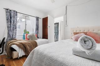 Melbourne beach house 2km CBD - 1