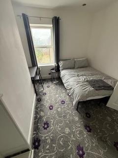 Spacious Comfort Meets Stylish Convenience - Your Perfect 3-Bedroom - 2