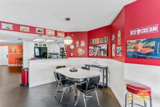 Beach Palms 409 - 1