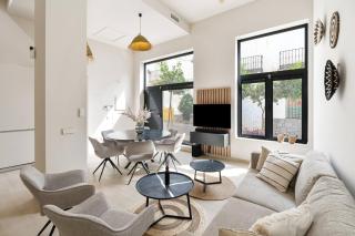 Perfect Getaway Steps from the Beach and Old Town - 9