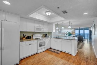 Hamilton House 302 - 5