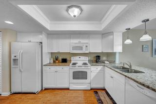 Hamilton House 302 - 4