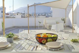 Incredible Terrace, Sea Views, Great Location - 1