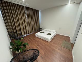 Minimalist studio appartment - 6