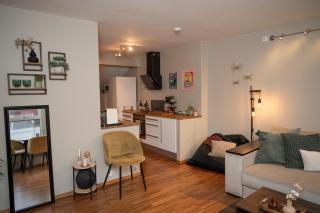 Cozy Penthouse Private Balcony City Centre - 5