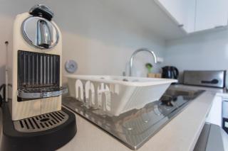 Entrecampos Lisbon Central Apartment - 6