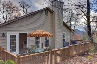 Cozy Sapphire Resort Home with Deck and Mountain Views - 8