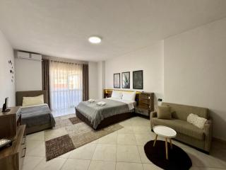 Spacious Family Apartment in City Center - 1