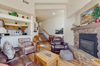 Whispering Pines Retreat - 2