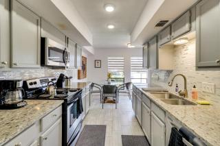 Family Retreat half Mi to Lake Travis Pets Welcome - 9