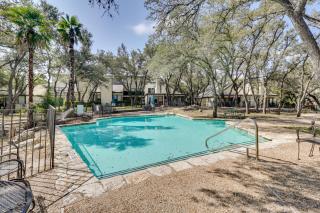 Family Retreat half Mi to Lake Travis Pets Welcome - 7