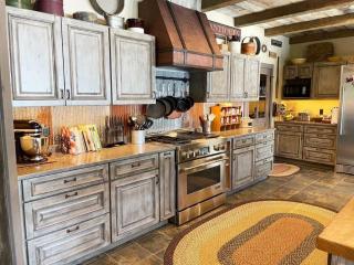 Downeast Sunset Luxury Lakehouse - 7