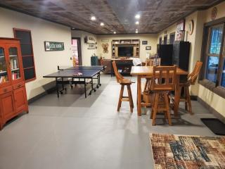 Downeast Sunset Luxury Lakehouse - 5