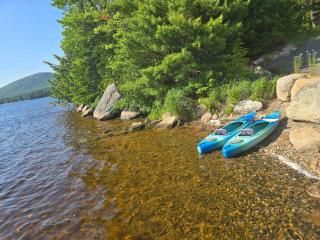Downeast Sunset Luxury Lakehouse - 8