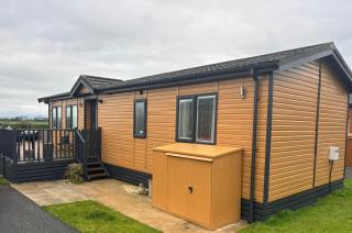 Ribble Valley Lodge Retreat - 9