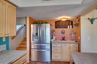 Pool and Stunning Mtn Views! Eclectic Tucson Home - 2