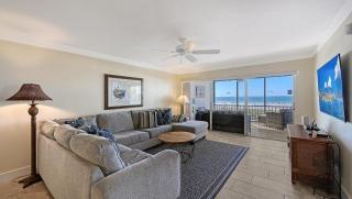 Crescent Royale Condominiums 6A - 8
