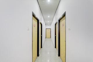 Hotel O Shri Buddheshwar Temple Lucknow - 1