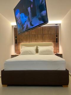 One Apartments Provenza - 1