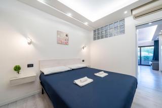 Desenzano - 2' to Station & Lake - Pool, Wifi, AC - 6