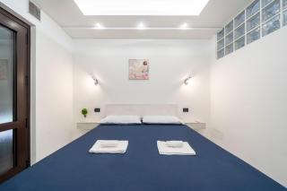 Desenzano - 2' to Station & Lake - Pool, Wifi, AC - 2