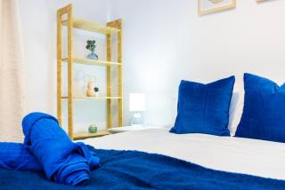 Cosy 2BR London Apt Zone 1 Near London Bridge - 9