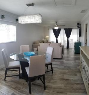 Pinewood Village Villa #28 Central Sarasota - 6