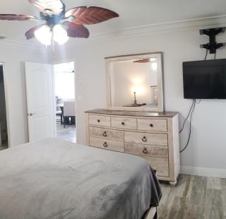 Pinewood Village Villa #28 Central Sarasota - 4