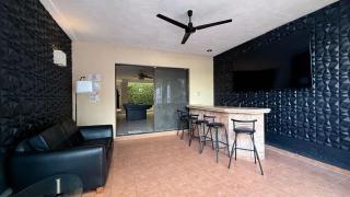 Loft Alojamiento para 2 Piscina y Billar - 2