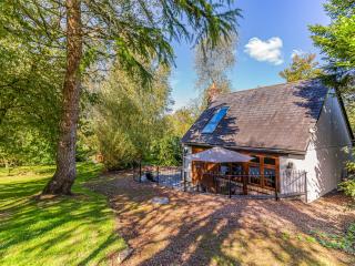 The Old Rectory Cottages - Six Luxurious Cottages Set In Grounds With Indoor Pool - 3